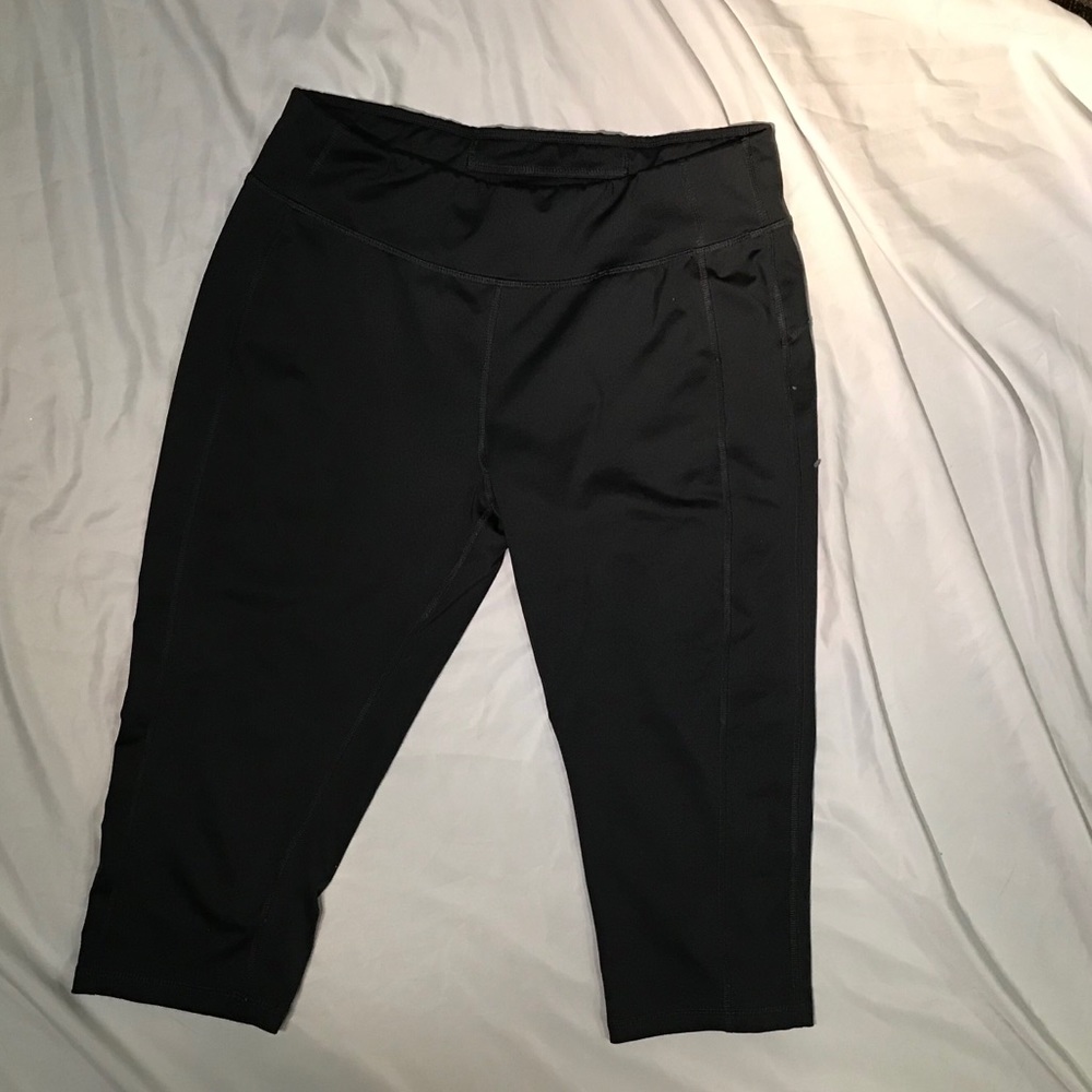 yoga pants